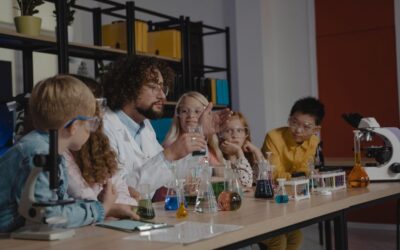 Foldscope vs Traditional Compound Microscope in 2026: Which Is Right for You?